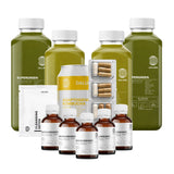 Eine Auswahl an DALUMA-Produkten, darunter GRÜNE SAFTKUR PLUS - 5 TAGE Flaschen, Kombucha, Bio-Gemüsesäfte, Ergänzungskapseln und Portionspackungen - fein säuberlich angeordnet auf weißem Hintergrund.
