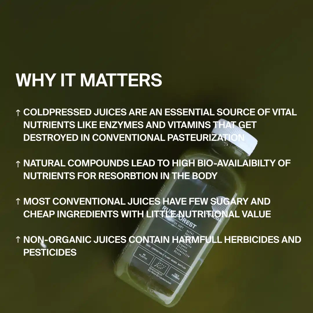 Ein DALUMA RUN, FOREST GREEN JUICE 6 PACK, kalt gepresst, um die Nährstoffe zu erhalten, steht auf einem grünen Hintergrund mit Text, der seine Vorteile gegenüber herkömmlichen Säften hervorhebt.